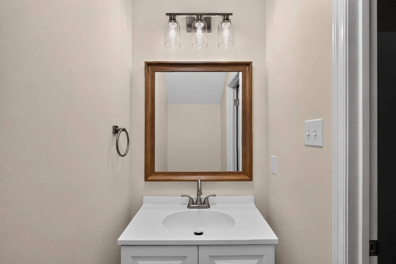 Bathroom vanity